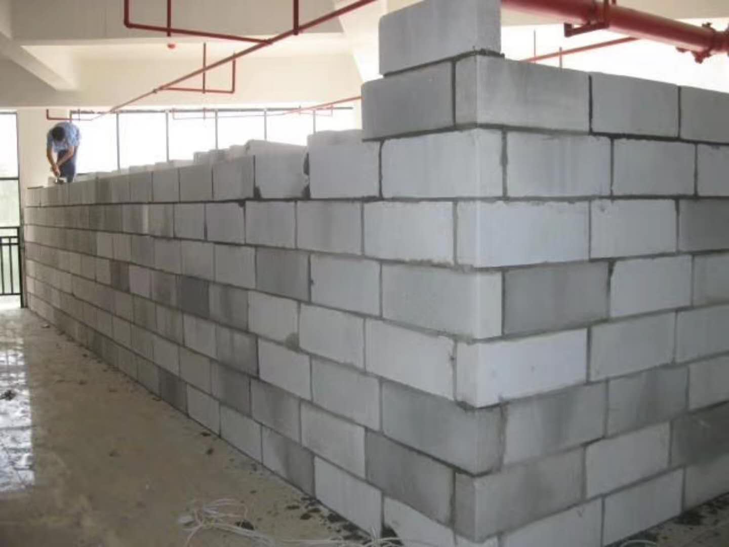 安达蒸压加气混凝土砌块承重墙静力和抗震性能的研究